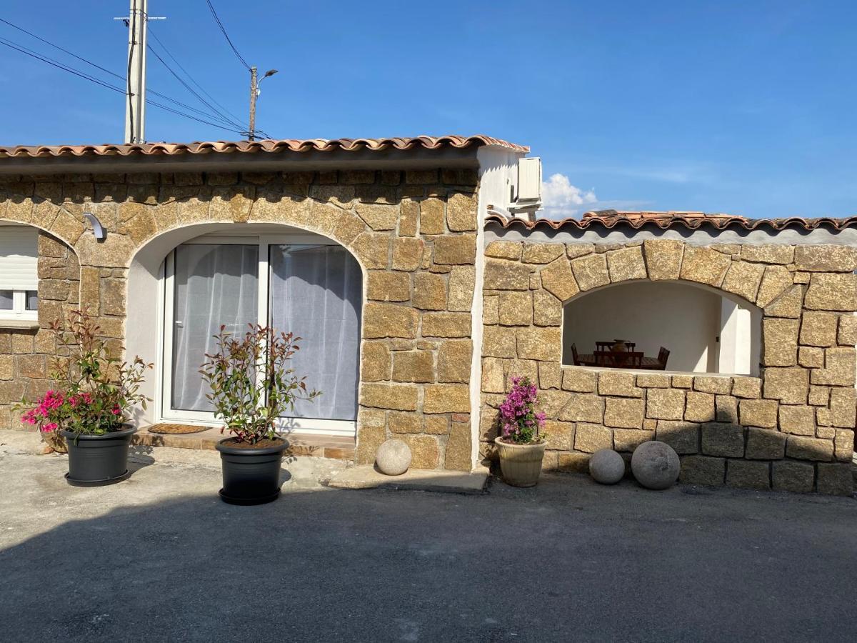 Petite Maison En Pierre Afa